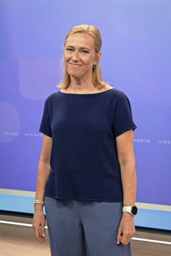 Riikka Räisänen kertoi Seiskan toimittajalle, ettei toimi suoraan uuden kumppaninsa esihenkilönä.