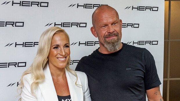 Nanna Karalahti paljastaa: tällainen Jere Karalahti on oikeasti Nanna Karalahti & Jere Karalahti.