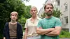Viljami Loponen, Laura Birn ja Joonas Saartamo Munkkivuori-draamasarjassa.