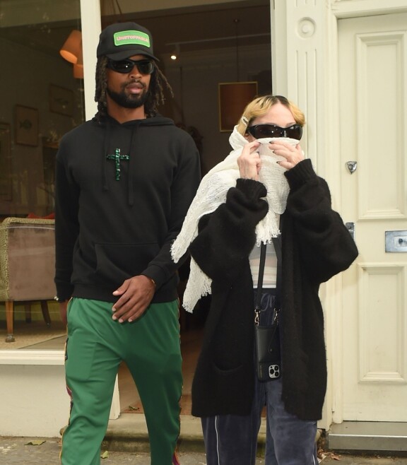 Madonna ei peittele mieltymystään nuoriin miehiin.