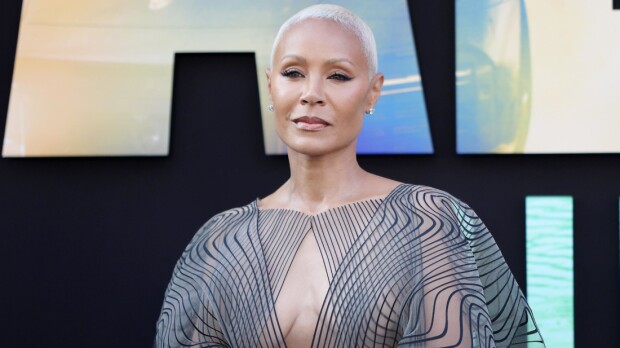 Erikoista toimintaa! Jada Pinkett Smith jakoi omituisen päivityksen ja piilotti somensa