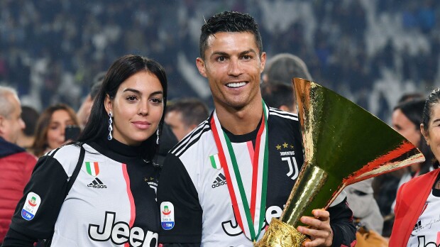 Mikä kaunotar! Ronaldon puoliso tyrmäävänä Venetsiassa