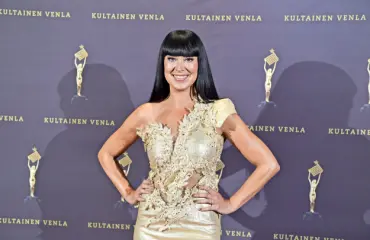 Ellen Jokikunnas viettää hääpäiväänsä – julkaisi huvittavan hääkuvan