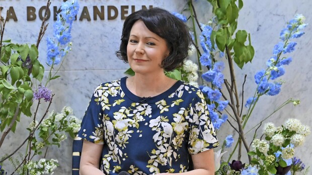 Jenni Haukio muutti pois Espoon-kodista – bongattiin ilman vihkisormusta