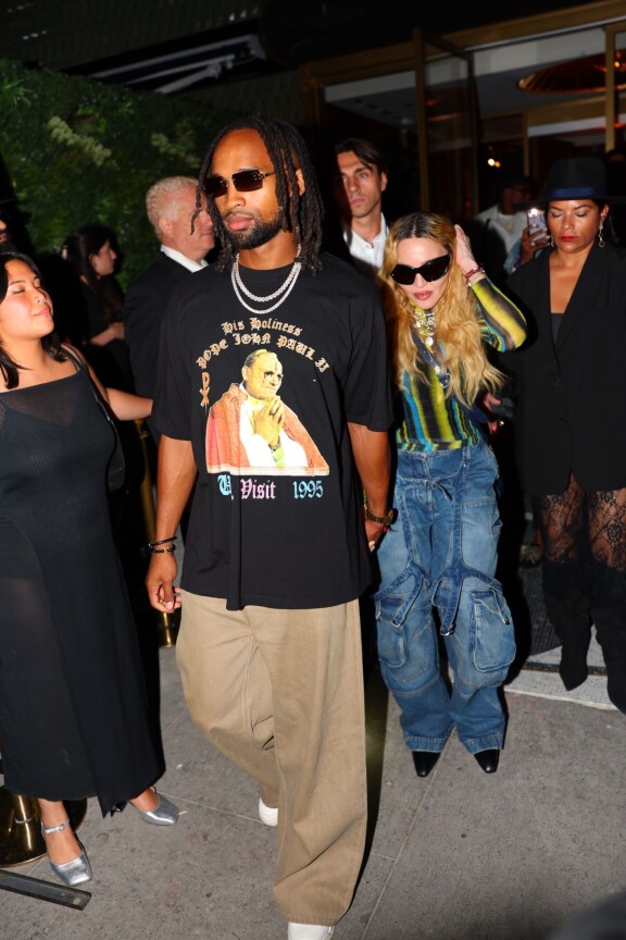 Madonna ja Akeem Morris edustivat käsikkäin maanantaina (9.9).