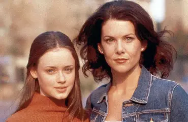 Gilmoren tytöt palaa televisioon – rakkaus roihusi kulisseissa