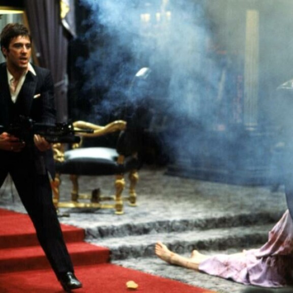 'Say hello to my little friend!' Al Pacino tähdittää vuoden 1983 Scarface-elokuvaa. Al Pacino