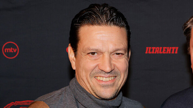 Oho! Jari Litmanen harvinaisessa yhteiskuvassa - vierellä ei olekaan vaimo jari litmanen