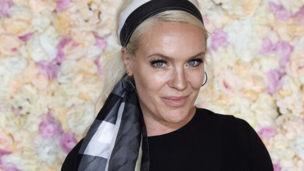 Oho! Nylon Beatin Jonna veti röökiä posket lommolla – katso kuva!