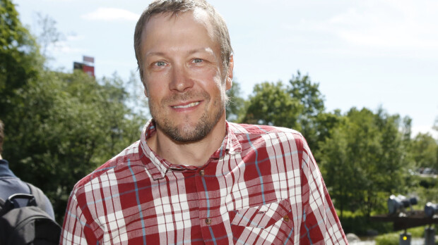 Mikko “Peltsi” Peltola hauskoissa kuvissa poikansa kanssa – some riemastui