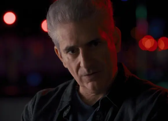 Sopranos-tähdet paljastavat sarjan vaikeat lähtökohdat: ”En tiedä, kuka tätä paskaa katsoo”