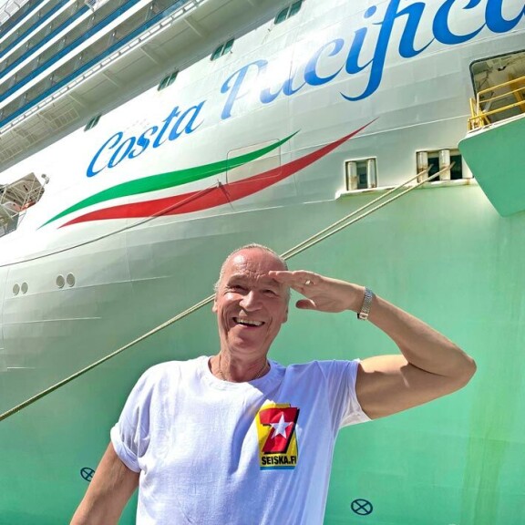 Ile tähditti Seiskan lukijaristeilyä Costa Pacifica -aluksella Karibialla. Ile tähditti Seiskan lukijaristeilyä Costa Pacifica -aluksella Karibialla.