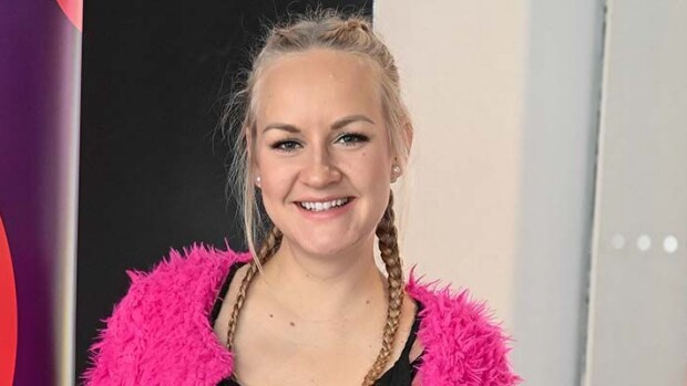 Totuus Auri Kanasen kohuerosta paljastui! Kirja: 'Erossa menivät myös Aurin tulevat lapset' Auri Kananen