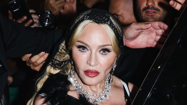 Jösses! Madonna, 66, hämmästytti uskaliaissa asuissa