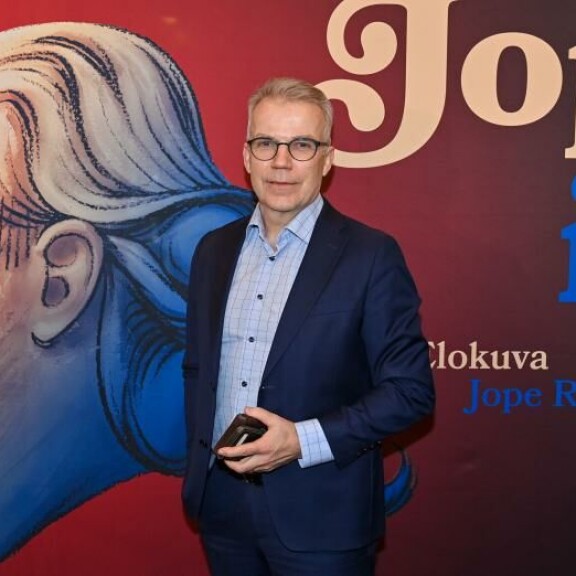 Uutisankkuri Keijo Leppäsen tietää koko Suomen kansa, mutta huomattavasti harvempi tuntee hänet. Uutisankkuri Keijo Leppäsen tietää koko Suomen kansa, mutta huomattavasti harvempi tuntee hänet.
