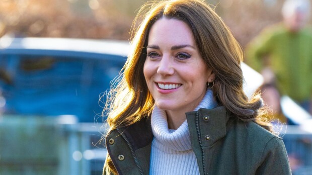Syöpähoidot päättänyt prinsessa Catherine palasi julkisuuteen ökyasussa – kuvat