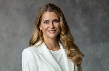 Prinsessa Madeleine ja kuningatar Silvia shoppailureissulla – huh, mikä ökytyyli!