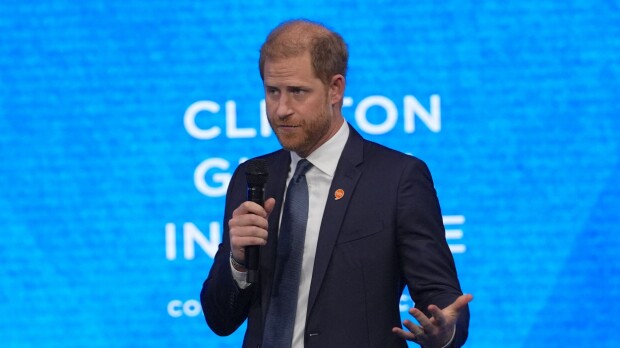 Jösses! Prinssi Harry raivosi telkkarissa – video