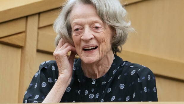 Näyttelijälegenda Maggie Smith on kuollut