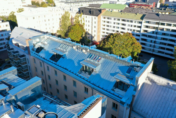 Taloyhtiöön valmistui kaiken kaikkiaan neljä penthousea.