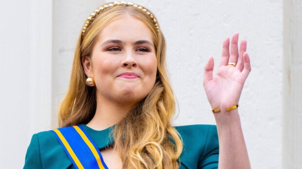 Hollannin kruununprinsessa edusti dramaattisessa asussa – tältä Espanjasta kotiin palannut Amalia näyttää nyt