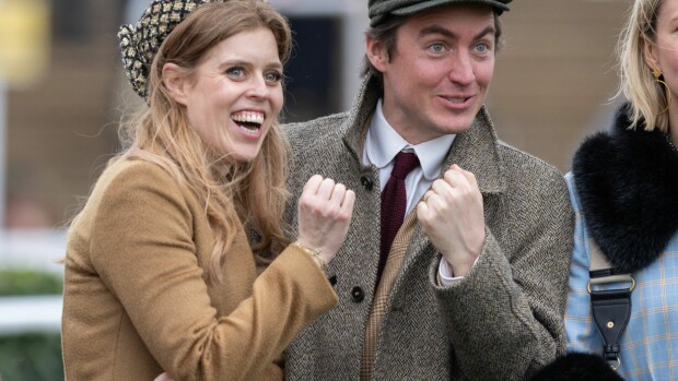 Prinsessa Beatrice ja liikemiesrakas ilmoittivat upean perheuutisen!