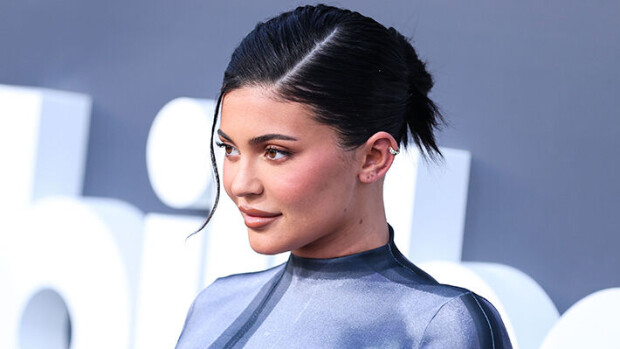 Eikö mikään riitä? Kylie Jenner rakennuttaa miljoonakartanoa: 1 600 neliömetriä ja 12-paikkainen autotalli, katso kuvat! Kylie Jenner