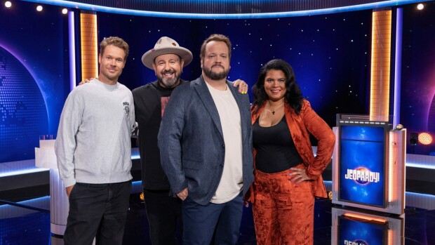 Esko Eerikäinen lipsauttaa oikean vastauksen Jeopardy! -kilpailijalle – olisitko tiennyt tämän kysymyksen Cheekistä? Jeopardy