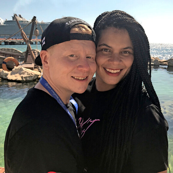 Sampo Kaulanen reissasi puolisonsa Michele 'Minttu' Murphy-Kaulasen kanssa Karibialla vuonna 2018. sampo