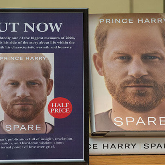 Prinssi Harryn elämänkerta Spare Prinssi Harryn elämänkerta Spare