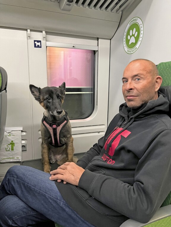 Stefan lanseerasi tällä viikolla elämänsä ensimmäisen omaa nimeään kantavan malliston.