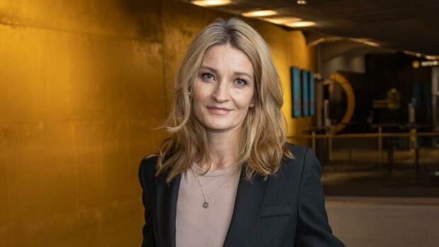 Näyttelijä Matleena Kuusniemi mietti yön pikkutunteina yhtä asiaa Matleena Kuusniemi