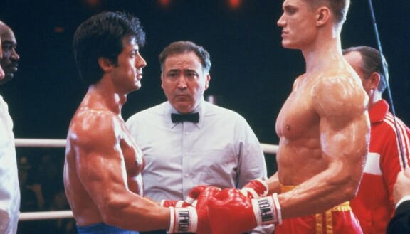 Rocky 4:ssä Rocky saa vastustajakseen venäläisen Dragon, jota esittää ruotsalainen Dolph Lundgren.