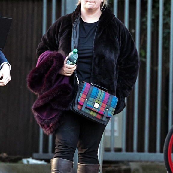 Tältä prinssi Harryn poikuuden vienyt nainen näyttää nykyään − katso paparazzikuvat! sashawalpolea