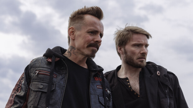 Elokuva-arvostelu: Vares X on mitäänsanomaton pökäle