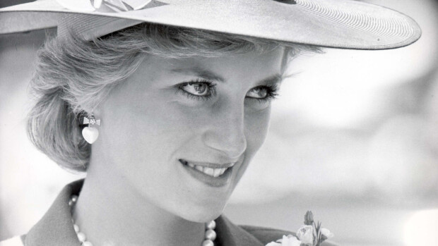 Prinsessa Dianan perheestä todella harvinainen kuva!