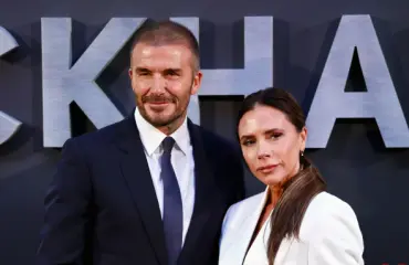 Victoria Beckham tuskailee poikiensa naisseikkailuja