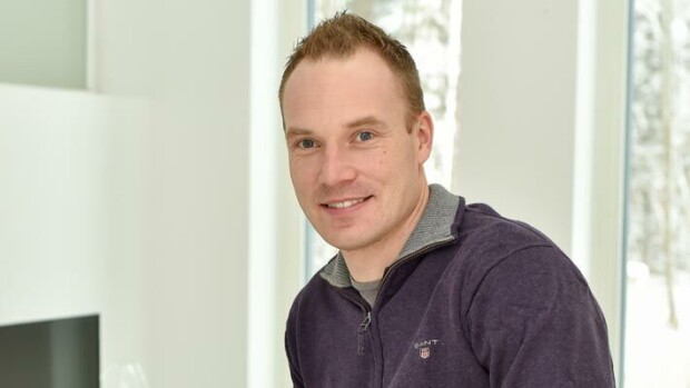 Jari-Matti Latvalan lenkkityyli herätti huomiota – kuva Jari-Matti Latvala