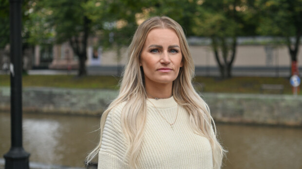 Helena Koivulle taas uusi vastoinkäyminen: 'Olen itkenyt paljon'