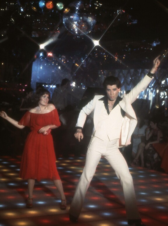 Tunnelmaa vuodelta 1977 Saturday Night Fever -leffasta. Tanssilattialla mukana Karen Lynn Gorney, joka näytteli leffassa Stephanieta.