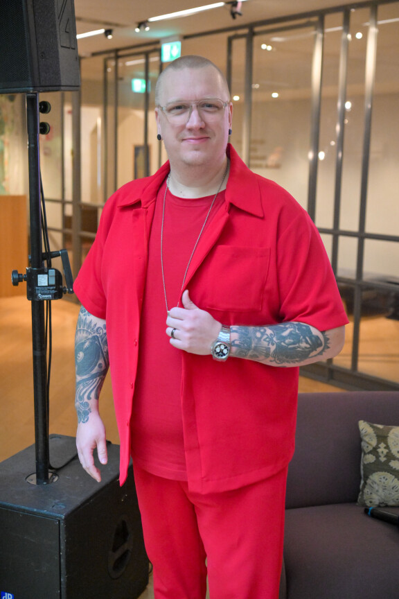 Tältä Artun tukka näytti viime keväänä.