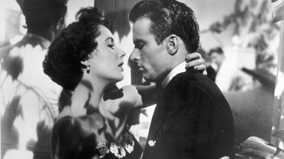 Paikka auringossa -elokuvassa Montgomery näytteli aikansa suuren tähden Elizabeth Taylorin kanssa. Tuolloin huhuttiin, että heillä olisi ollut kiihkeä suhde kulisseissa.