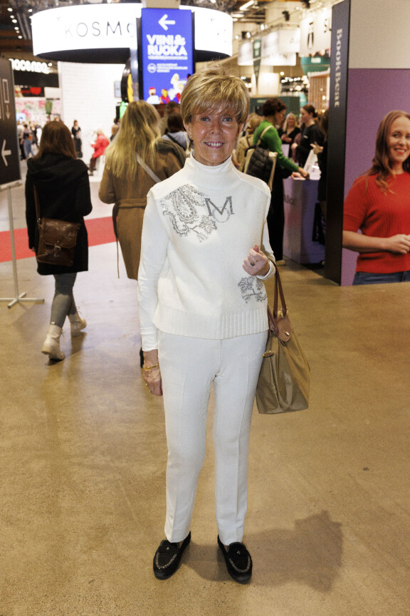 - Kyllähän Pariisissa ollaan vähän nenä pystyssä, mutta ranskalaiset osaavat halutessaan käyttäytyä todella hyvin. Se tulee aina jo kotoa.