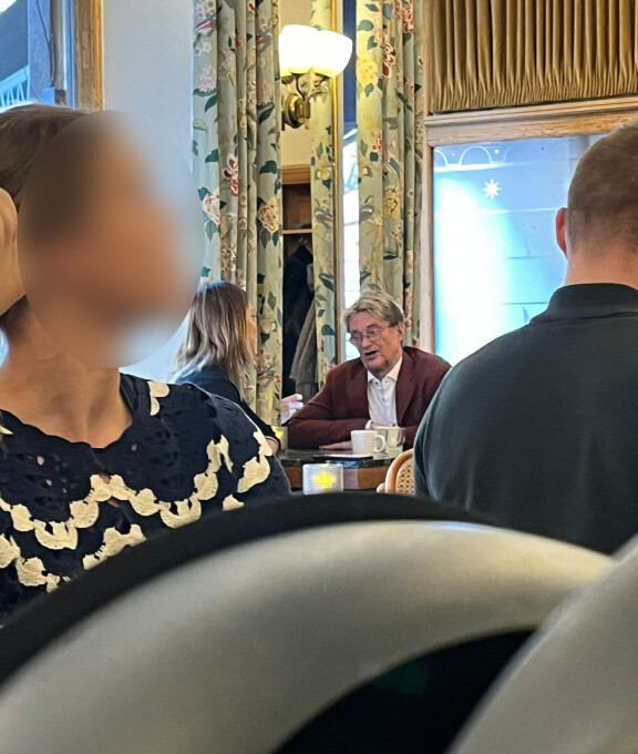 No nyt! Mikael Jungner löysi itselleen hehkeää naisseuraa – kuva!