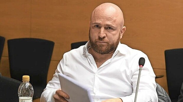 Kohuliikemies Onni Sarmaste sai kummallisen syytteen