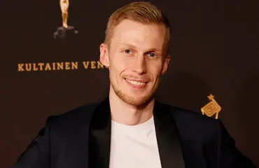 Roni Bäckistä tuli isä! Näin väsynyt tubettaja iloitsee