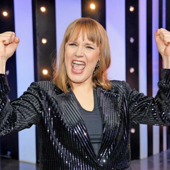 Putous-tähdillä on suuret tuloerot – Niina Lahtinen ja Aku Sipola käärivät hurjat massit Niina Lahtinen