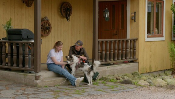 Mira ja Sami valintapäivän aamuna. Maajussille morsian
