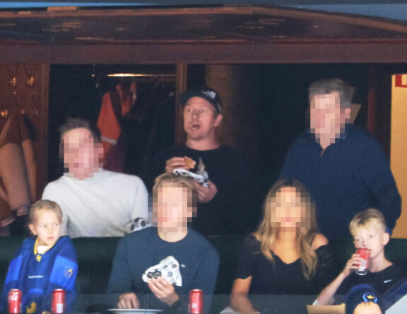 Kimi Räikkönen hämmensi Espoossa – salakuvat!