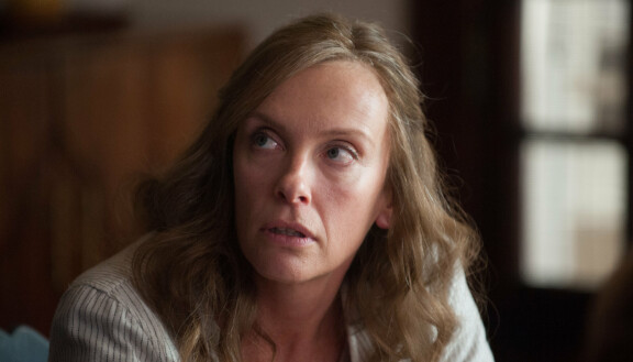 Toni Collette on nähty myös kauhuelokuvissa Kuudes asti ja Krampus.